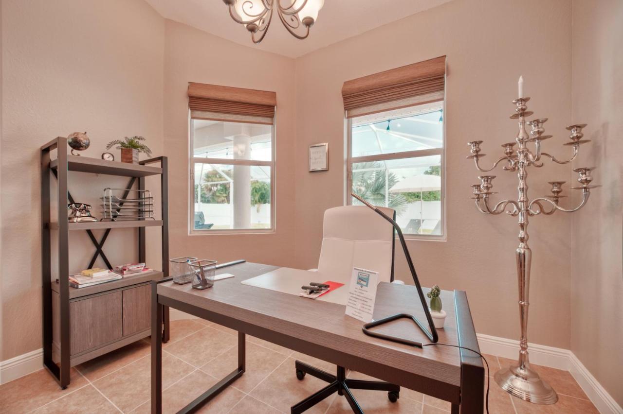 Villa Holiday Sunrise Cape Coral Exteriér fotografie
