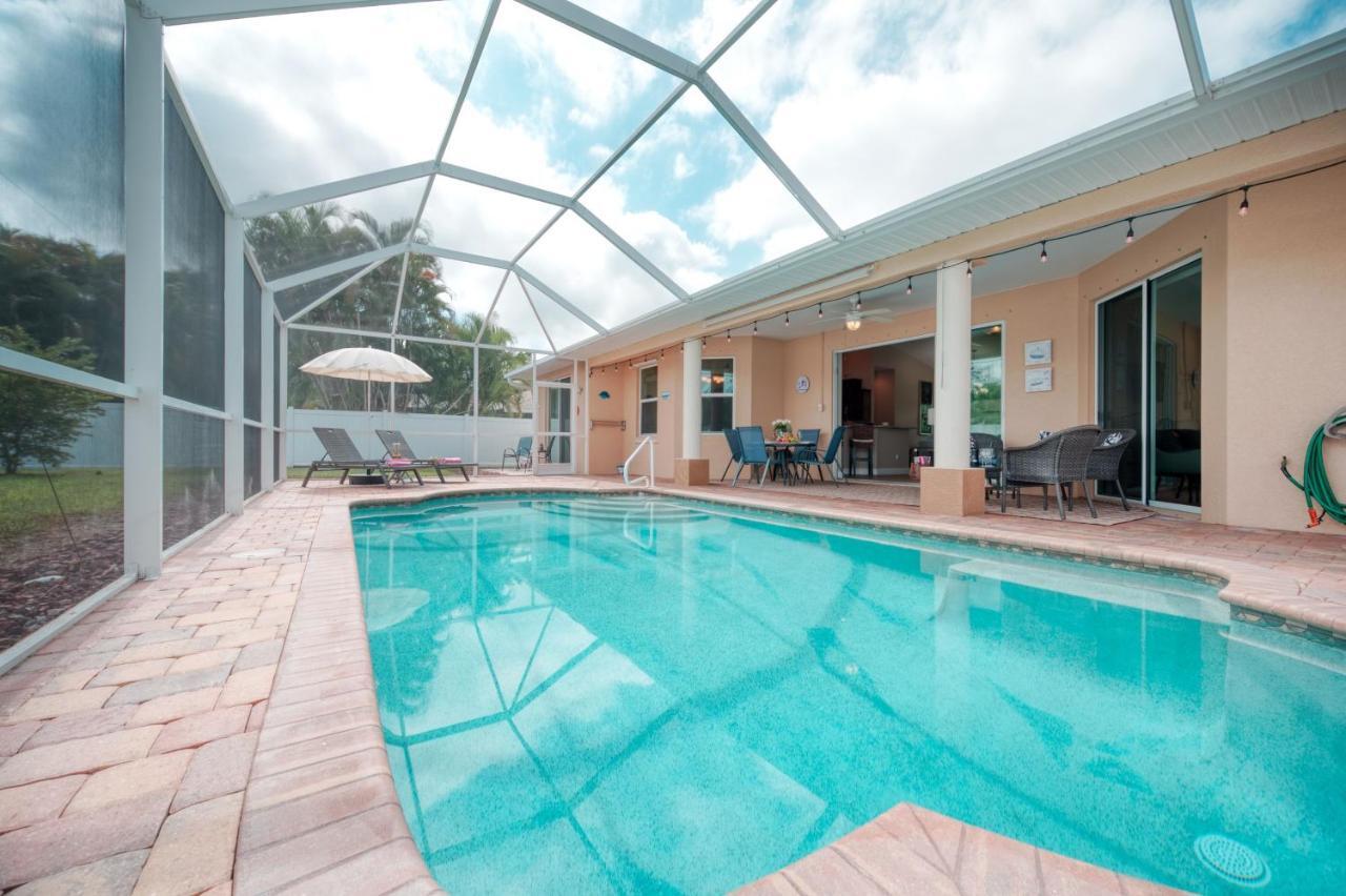 Villa Holiday Sunrise Cape Coral Exteriér fotografie