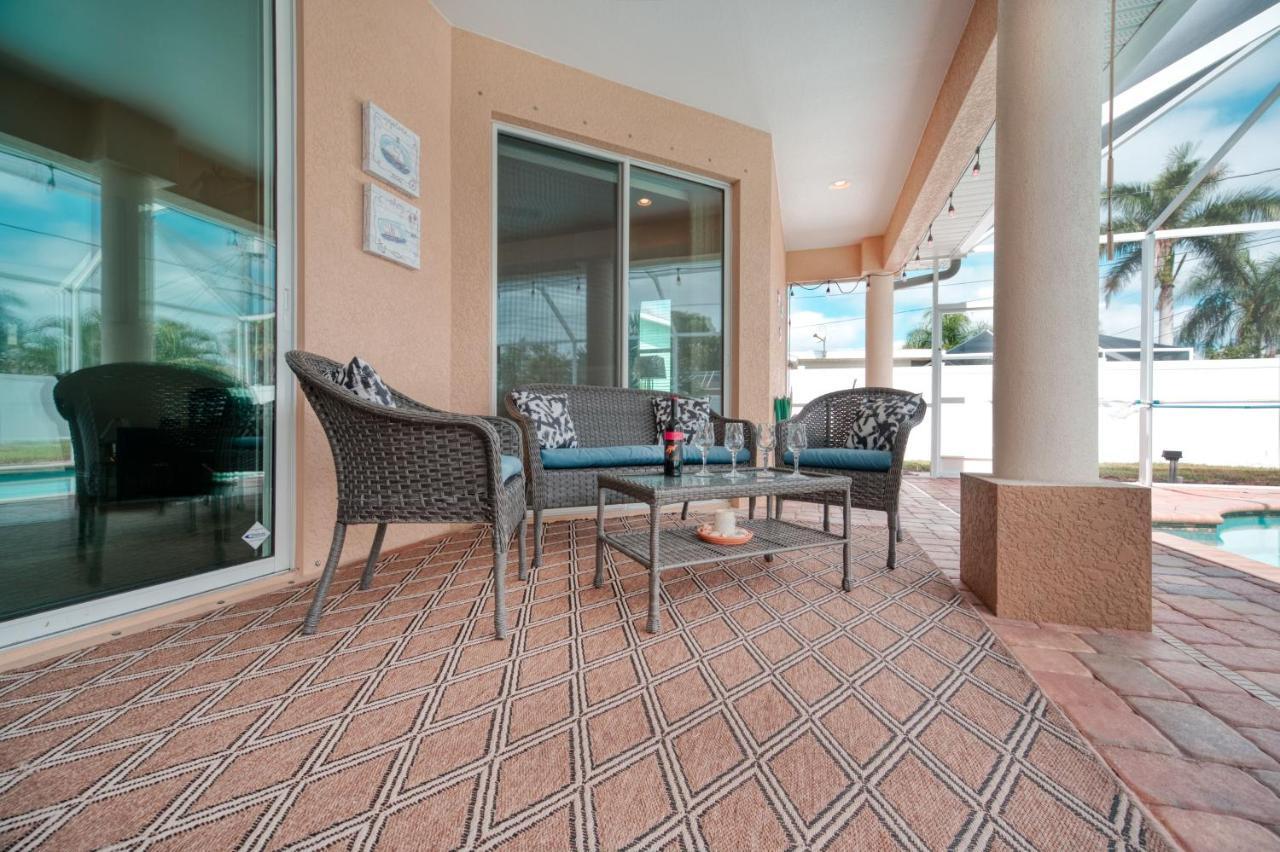 Villa Holiday Sunrise Cape Coral Exteriér fotografie