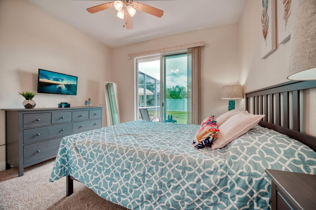 Villa Holiday Sunrise Cape Coral Exteriér fotografie