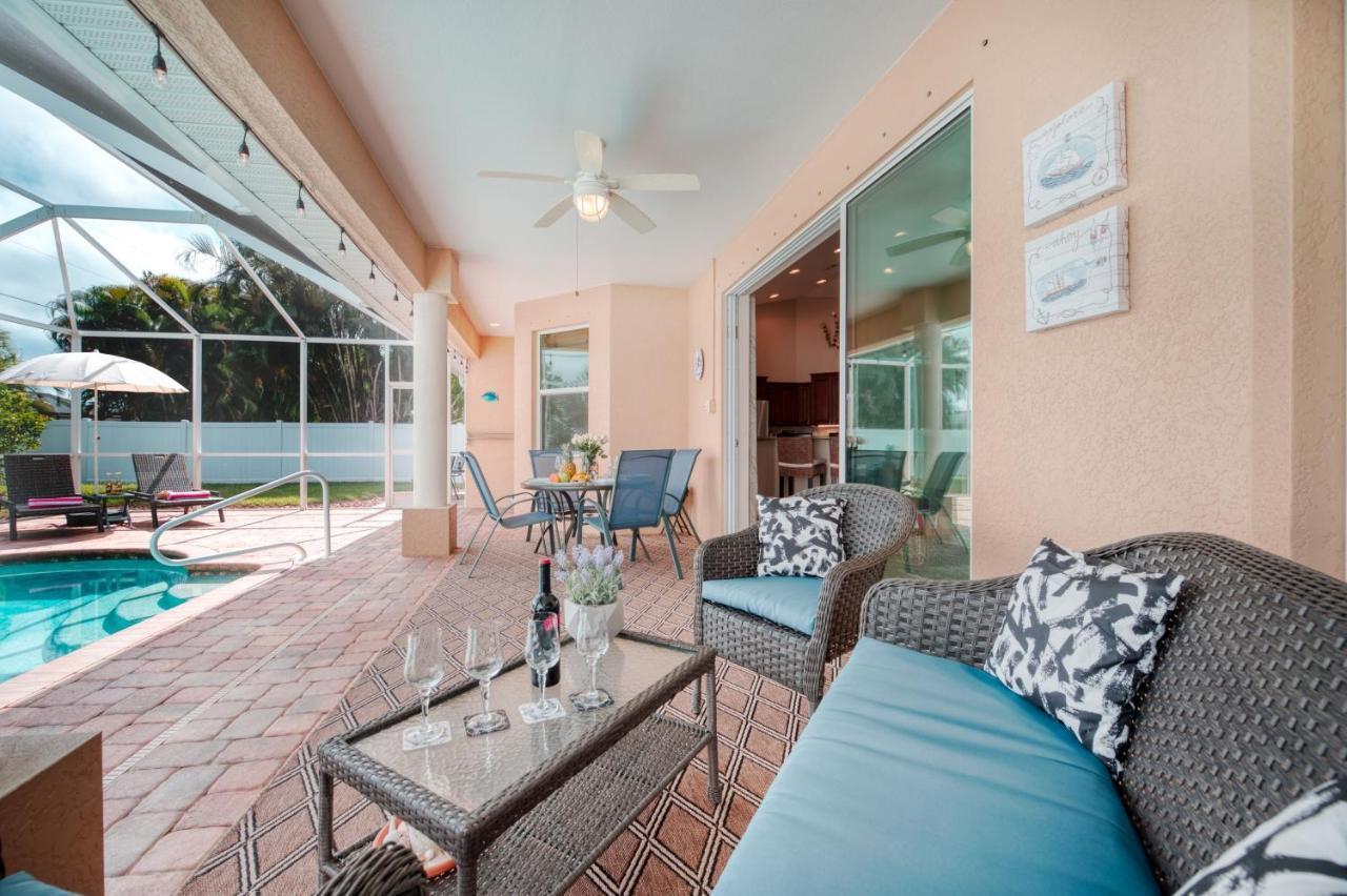Villa Holiday Sunrise Cape Coral Exteriér fotografie