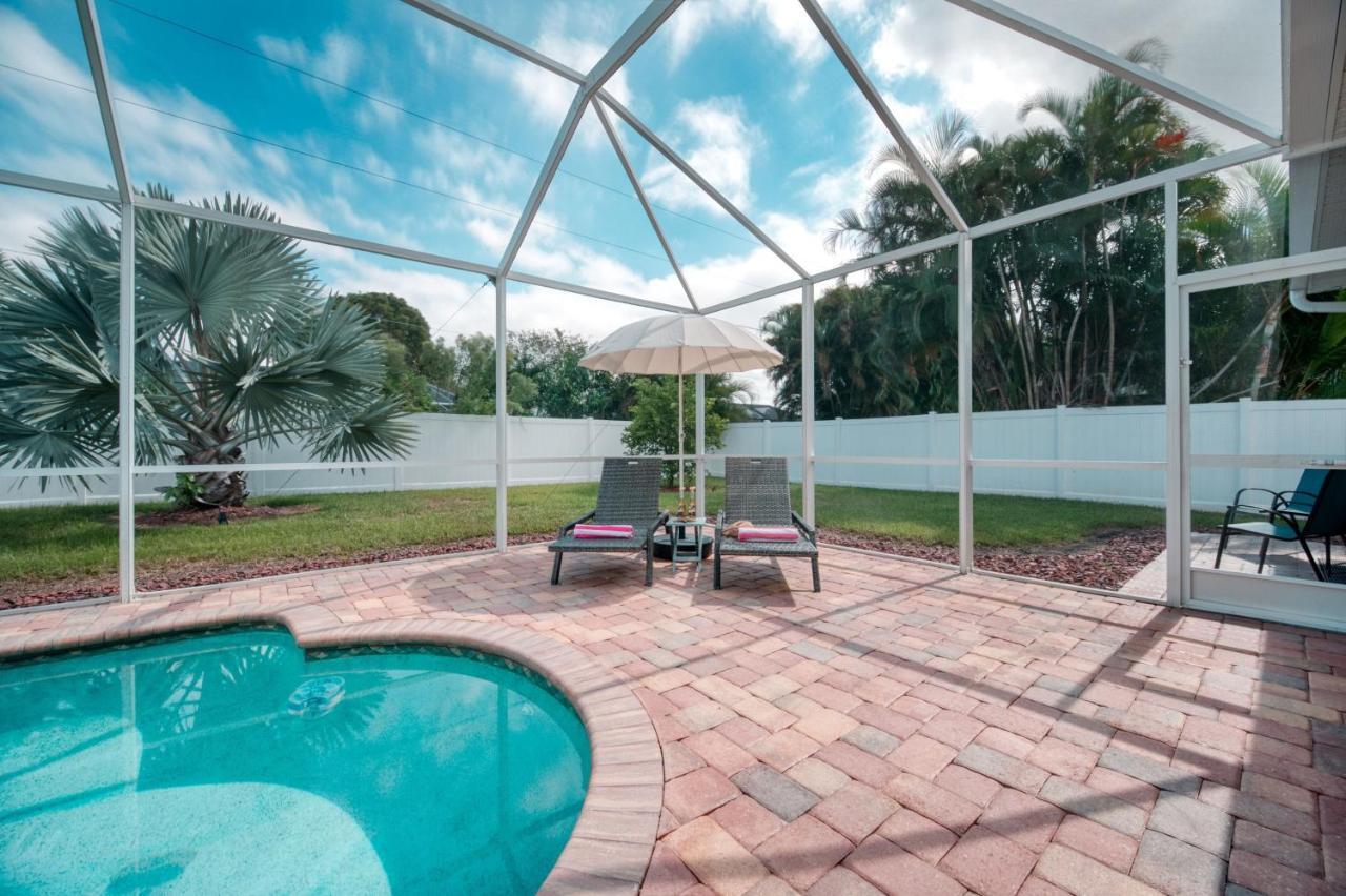 Villa Holiday Sunrise Cape Coral Exteriér fotografie