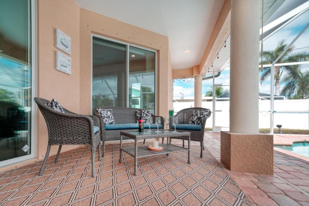 Villa Holiday Sunrise Cape Coral Exteriér fotografie