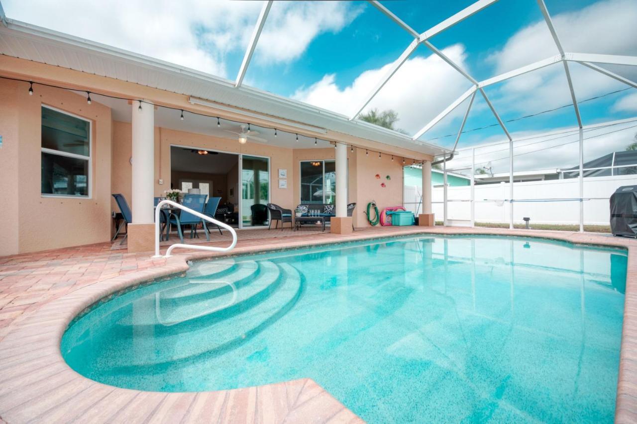 Villa Holiday Sunrise Cape Coral Exteriér fotografie
