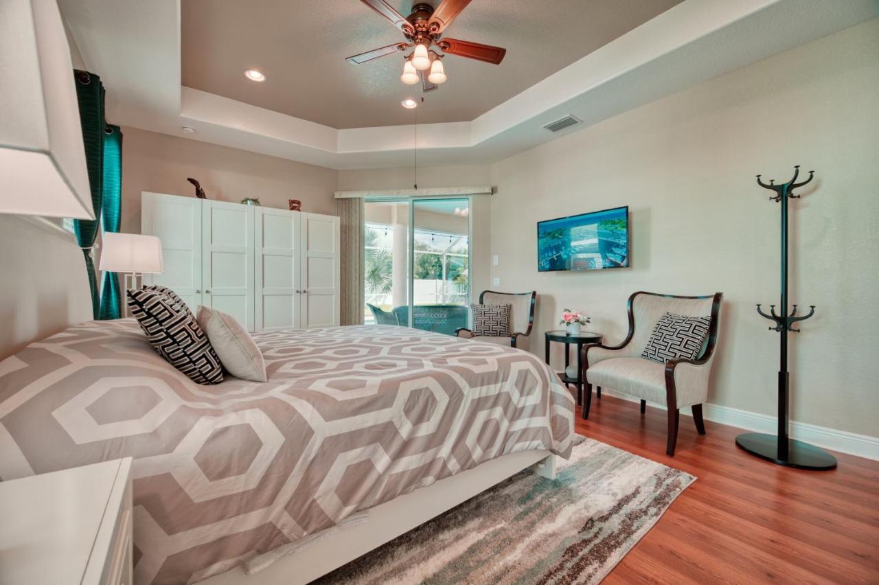 Villa Holiday Sunrise Cape Coral Exteriér fotografie
